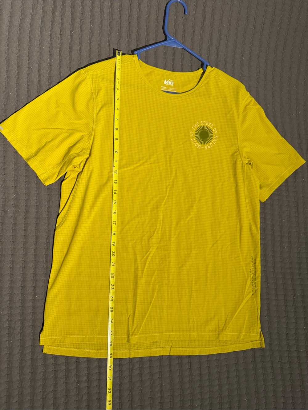 Men's Yellow Short-Sleeve Performance Tee